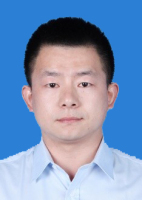吕鲁超 照片