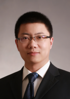 李灿 照片