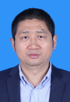 李鑫 照片
