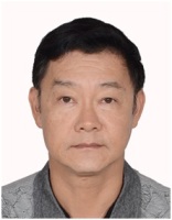 梁克勤 照片