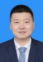 邱权 照片