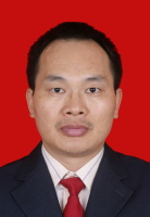 谭志远 照片