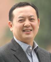 谭砚文 照片