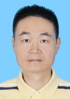 王俊 照片