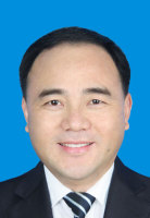 谢君 照片