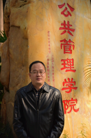 袁中友 照片