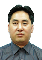 周学成 照片