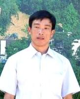 周峰 照片