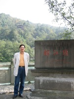 房福贤 照片