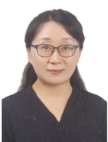 何文英 照片