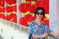 罗萍 照片