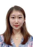 岳伊娜 照片