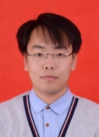 王磊 照片