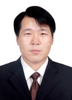 于坤 照片