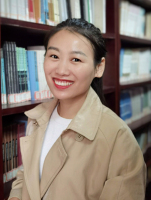 ​彭婷 照片