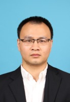 曾雄佩 照片