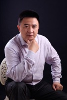 陈宏平 照片