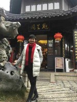 陈艳辉 照片