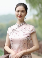 邓敏 照片