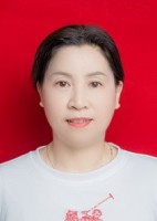 何纯莲 照片