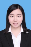 黄娅 照片