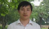 黄炜 照片
