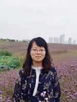 刘潆檑 照片