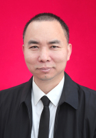 刘运龙 照片