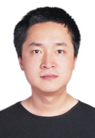 卢竞 照片