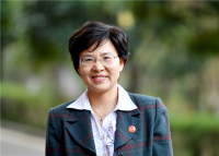 李爱年 照片