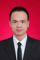 李重文 照片