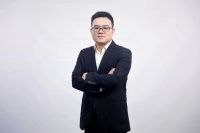 罗文斌 照片
