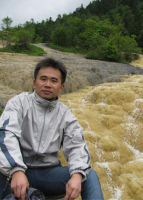 潘启沅 照片