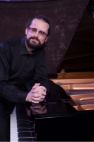Ruslan Razguliaev​鲁斯兰·拉兹古列耶夫 照片