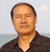尤传华 照片