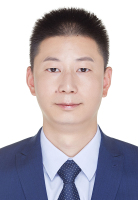 尹胜 照片