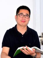 唐林伟 照片