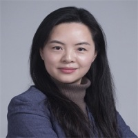 伍英鹰 照片