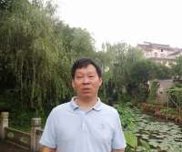 吴仰湘 照片