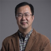吴卫 照片