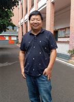 向常水 照片