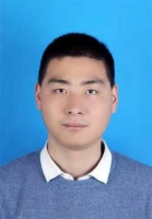 向梁 照片