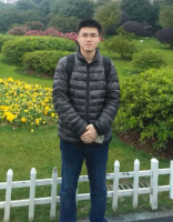 易锐 照片