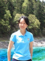 周兰 照片