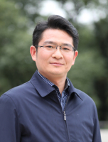 赵子林 照片
