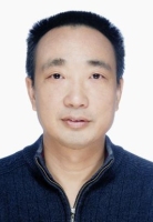 钟显辉 照片