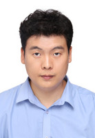 封春亮 照片