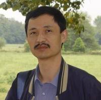 郭周义 照片