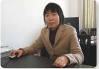 侯琼 照片