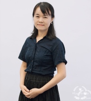 黄喜珊 照片